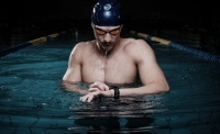Zegarki sportowe do pływania – 3 modele dla niego